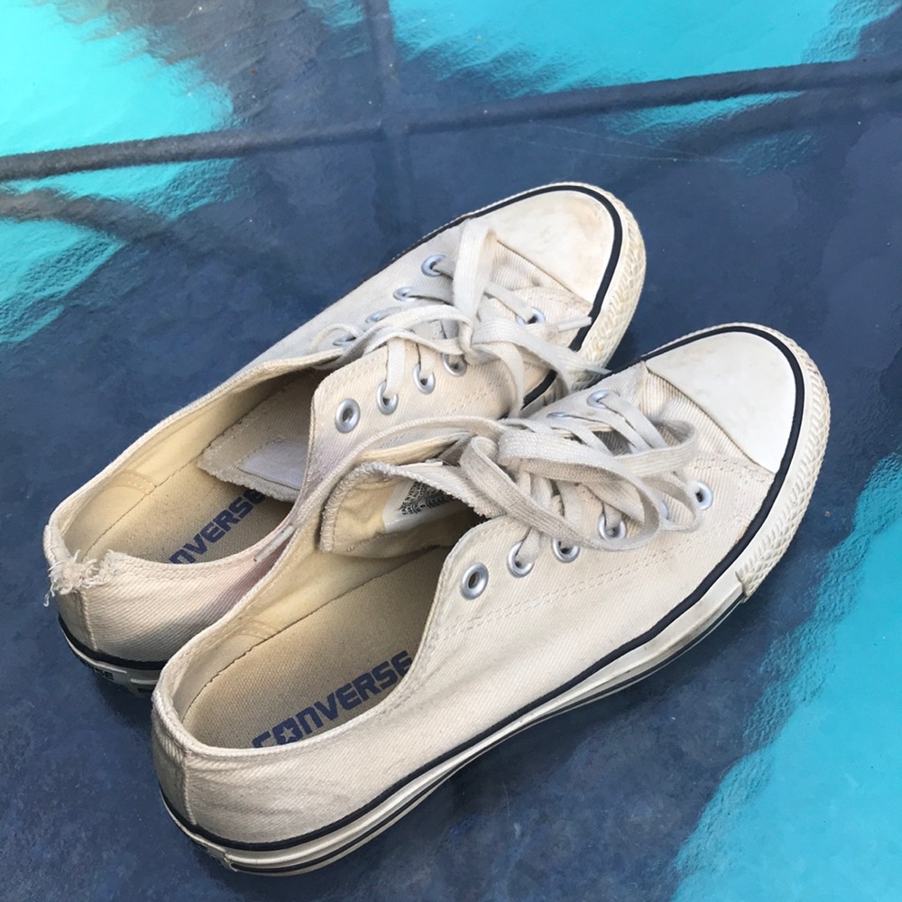 White converse